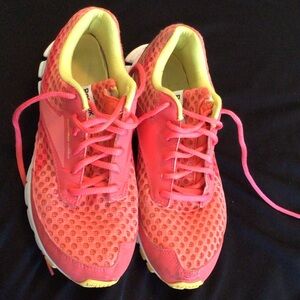 Reebok - Women’s SmoothFlex Cushrun Running Shoes